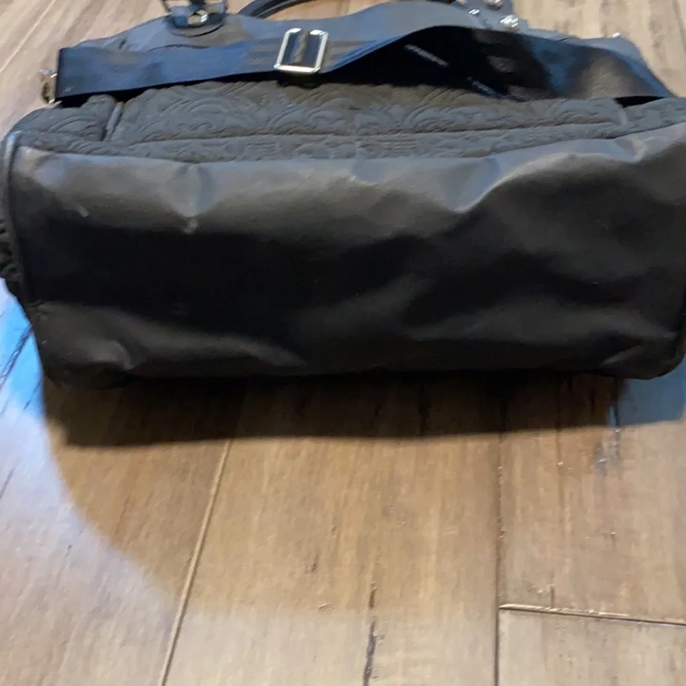 Petunia pickle bottom‎ carry all black quilted